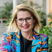 veronika_elfmarkova-1.png