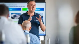 Miljan_Gutovic_speaking_decarbonization