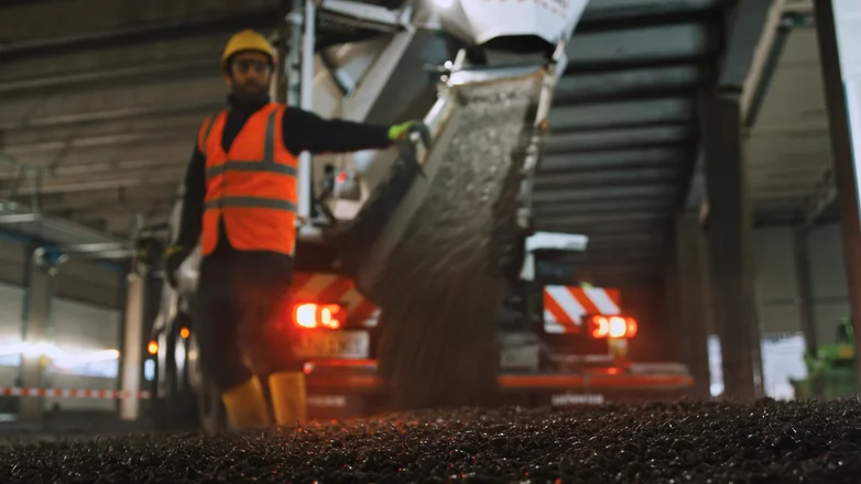 Holcim concrete floor installation