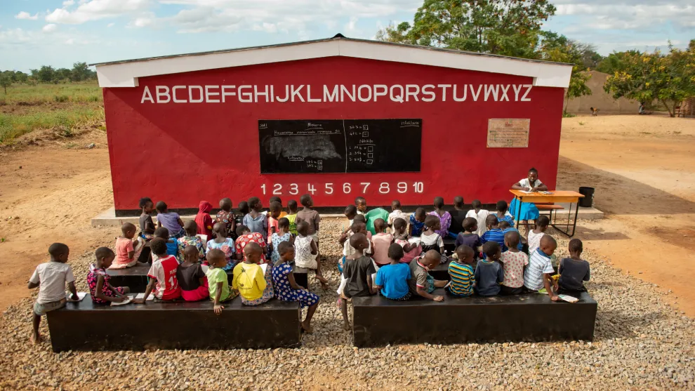 14_trees_malawi_school.png