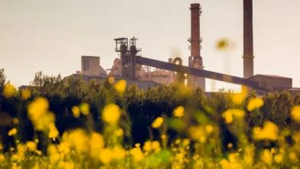 geocycle_plant_yellow_tone