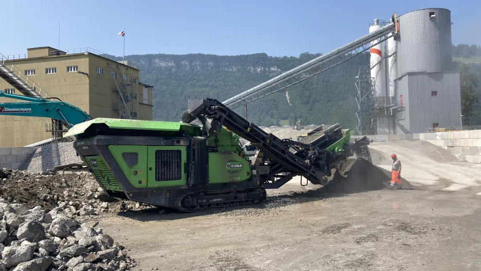 Recycling aggregates