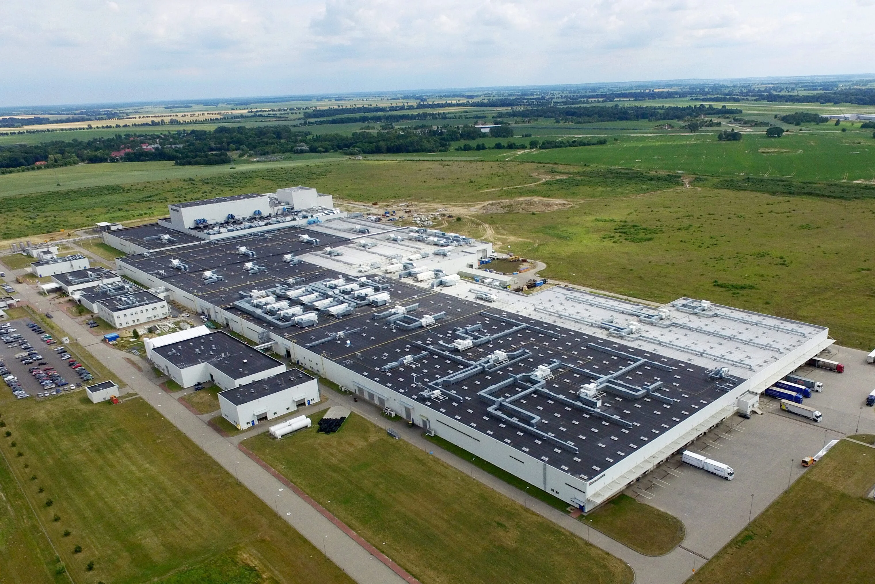 elevate-roofing-rubbergard-epdm-bridgestone-poland.jpg