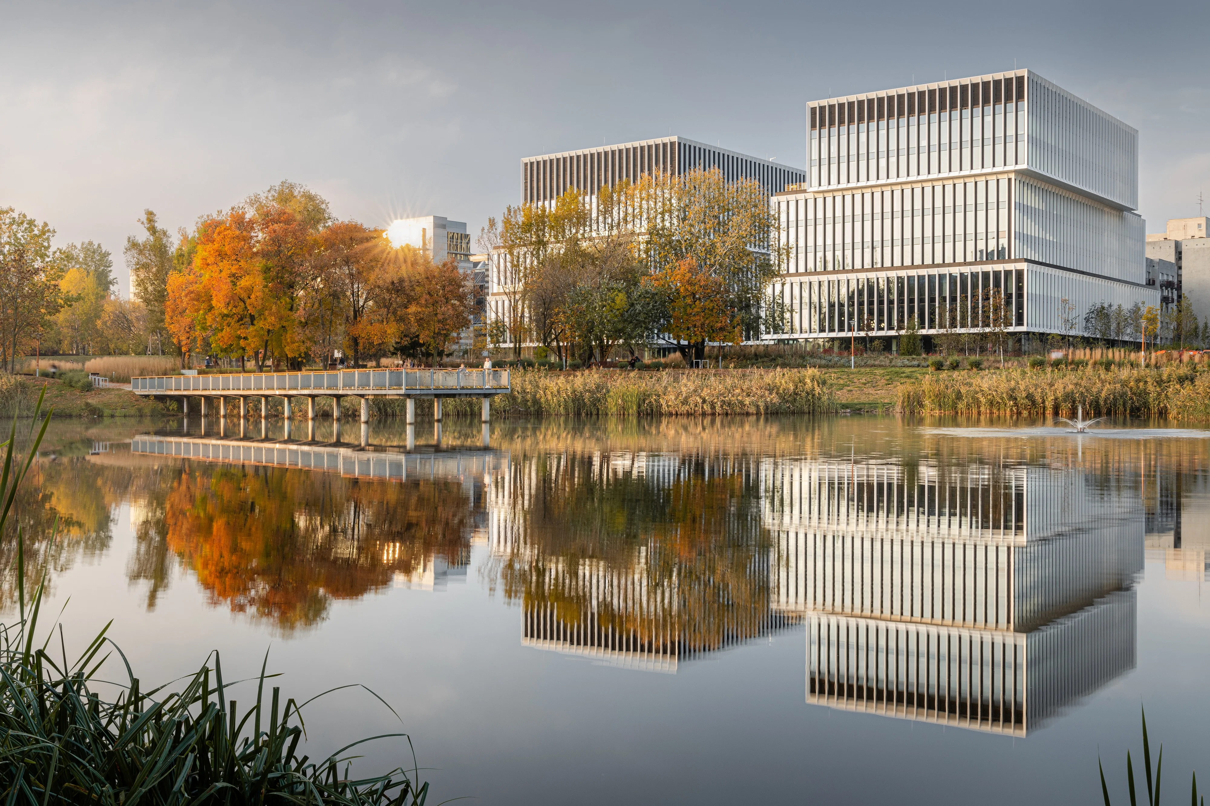 the-lakeside-office-complex_warsaw-1.jpg
