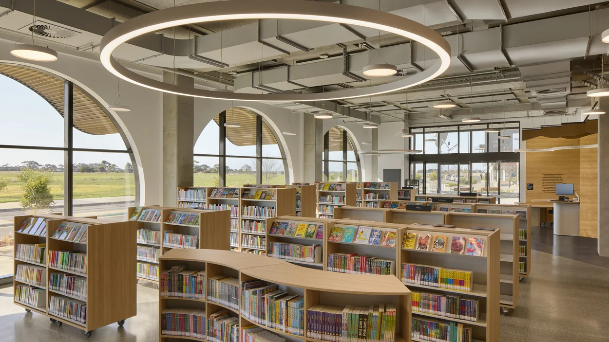 02-armstrong-creek-library-c-tom-roe.jpg