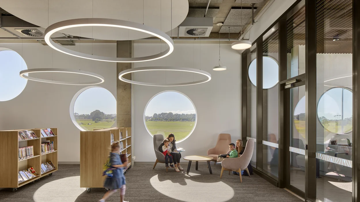 05-armstrong-creek-library-c-tom-roe.jpg