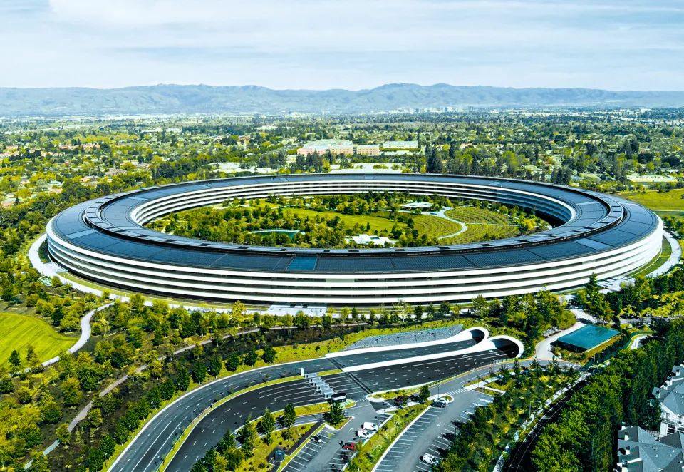 apple-headquarters-wide-view.jpg