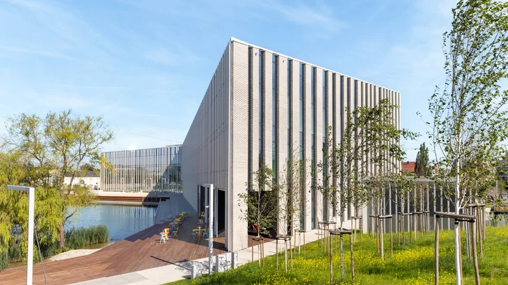 academy-of-music_poland_03.jpg