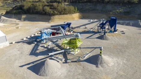 Holcim_advanced_crusher_processing_france_areal_view_2