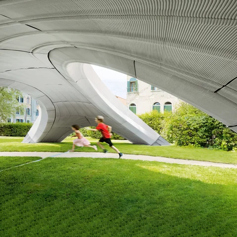 Striatus, a first of its kind 3D concrete printed bridge, with Holcim TectorPrint technology.