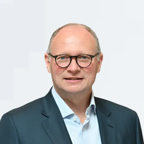 oliver_osswald-1.png
