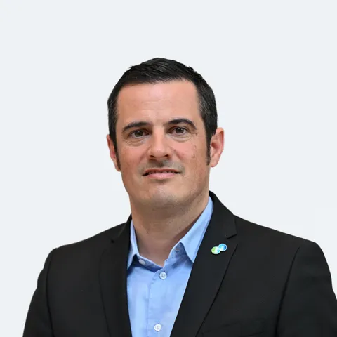 simone_kronenberg_portrait.png